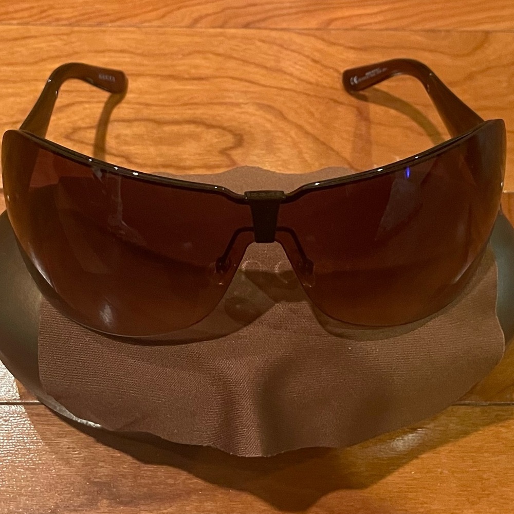Vintage Gucci Brown Shield Oversized Sunglasses with Brown Lenses